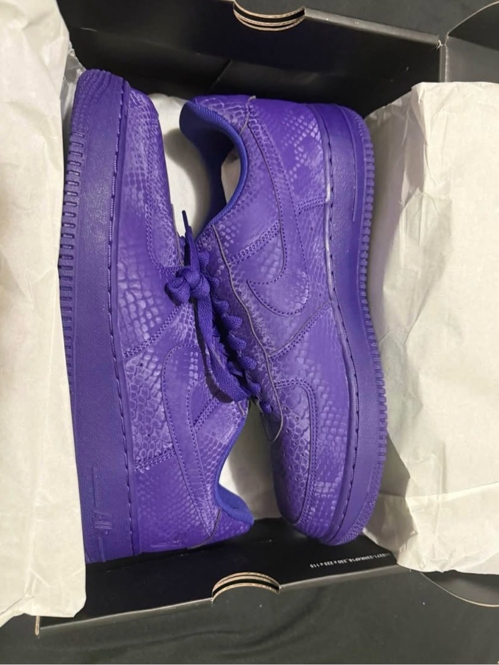 Nike Men's Kobe Bryant Purple Low Air Force lightly used authenticated